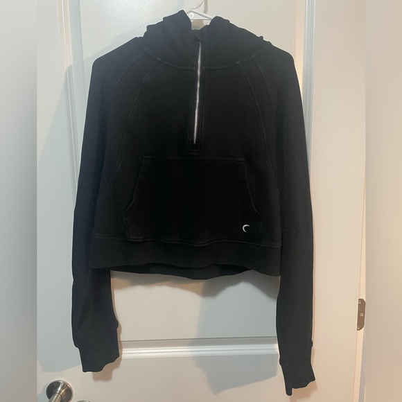 Zyia Black Cropped 1/2 Zip Hoodie Sweater Sz M - Picture 2 of 7